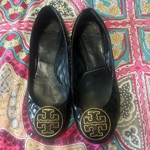 Tory Burch black patent leather flats shoes
